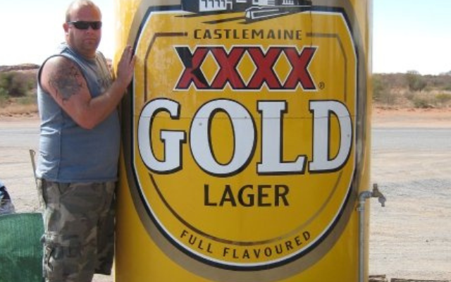 australias-big-things-beer-can