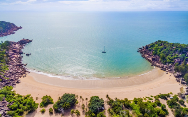 queenslands-best-camping-trips